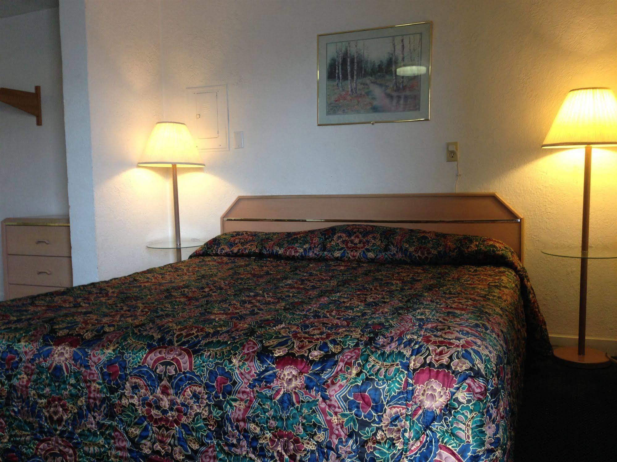 Hub Motel Редмънд Екстериор снимка